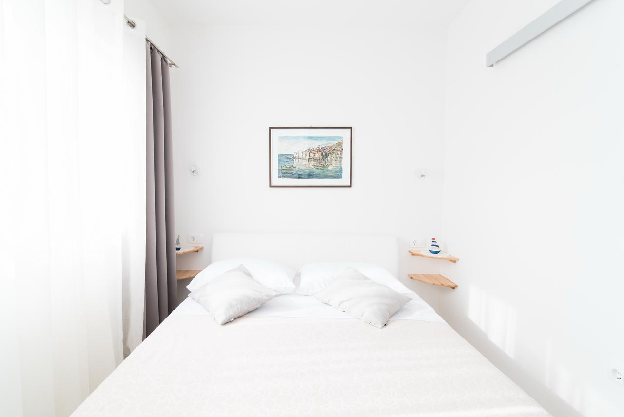 Apartment Seventh Heaven ポドストラナ エクステリア 写真